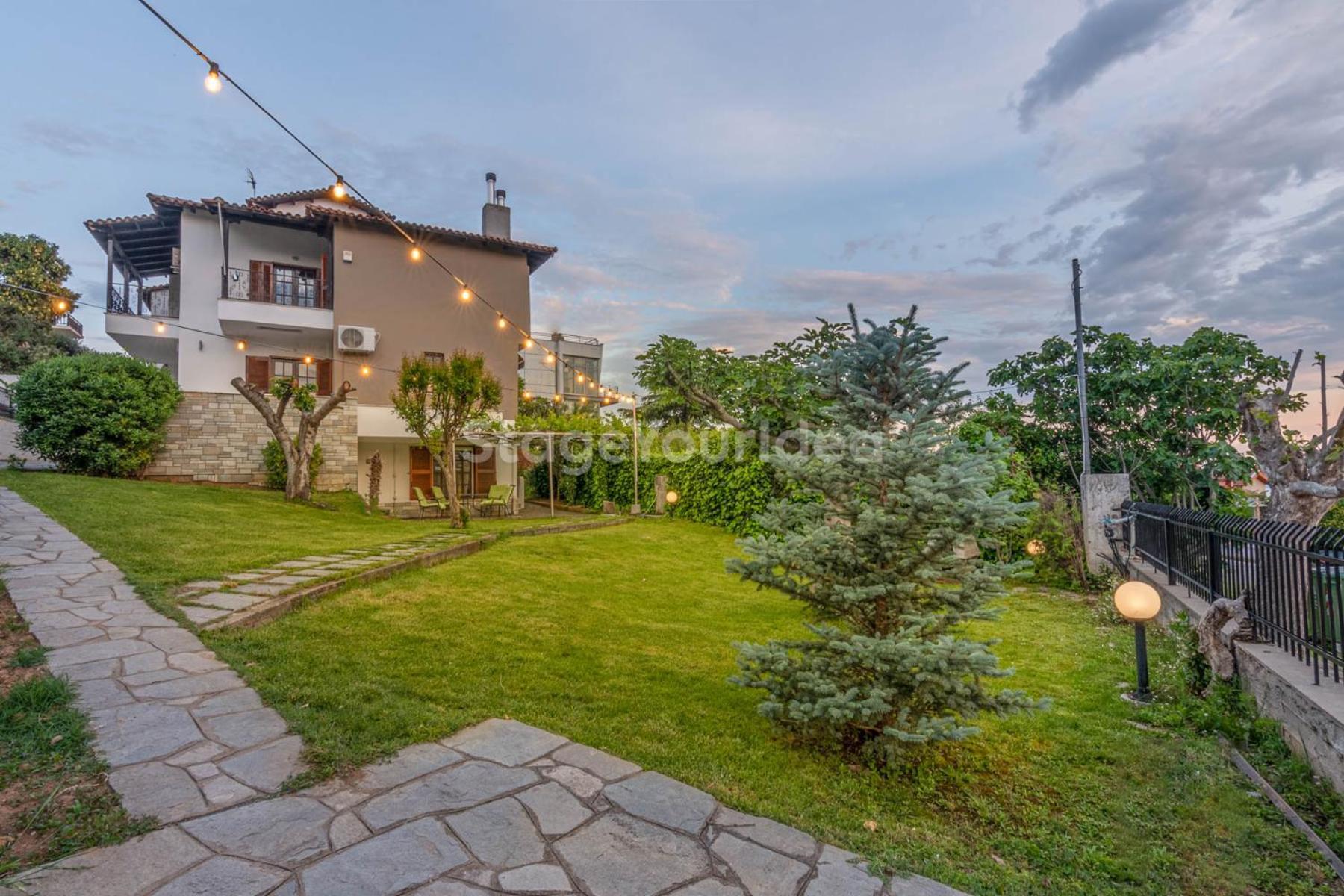 Τraditional Fully Detached Villa On A Luxurious Hillock Of Thessaloniki With Its Own Garden Also For Family & Wedding Gatherings For 10 To 25 People Only 15 Minutes From Airport מראה חיצוני תמונה