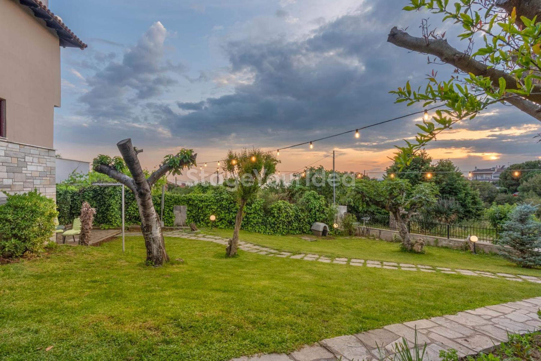 Τraditional Fully Detached Villa On A Luxurious Hillock Of Thessaloniki With Its Own Garden Also For Family & Wedding Gatherings For 10 To 25 People Only 15 Minutes From Airport מראה חיצוני תמונה